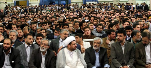 فیلم کامل سخنرانی امام خامنه ای در دیدار با مداحان / سالروز ولادت حضرت زهرا (سلام الله علیها) / 20 فروردین 94 / بیانات مهم درباره مذاکرات هسته ای و تحولات یمن